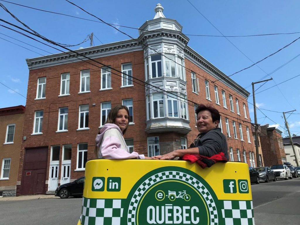 Ville de Québec-Quartier Saint-Sauveur maison historique Terre à Bédard